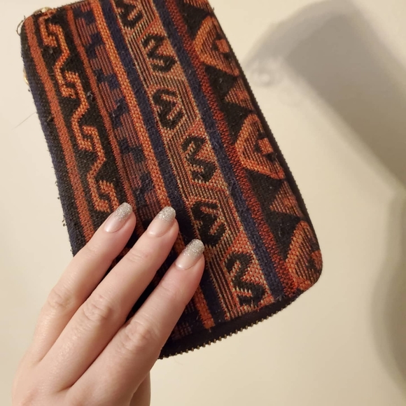 Cute vintage zipper clutch/wallet. Minor imperfections see pics - Picture 6 of 9